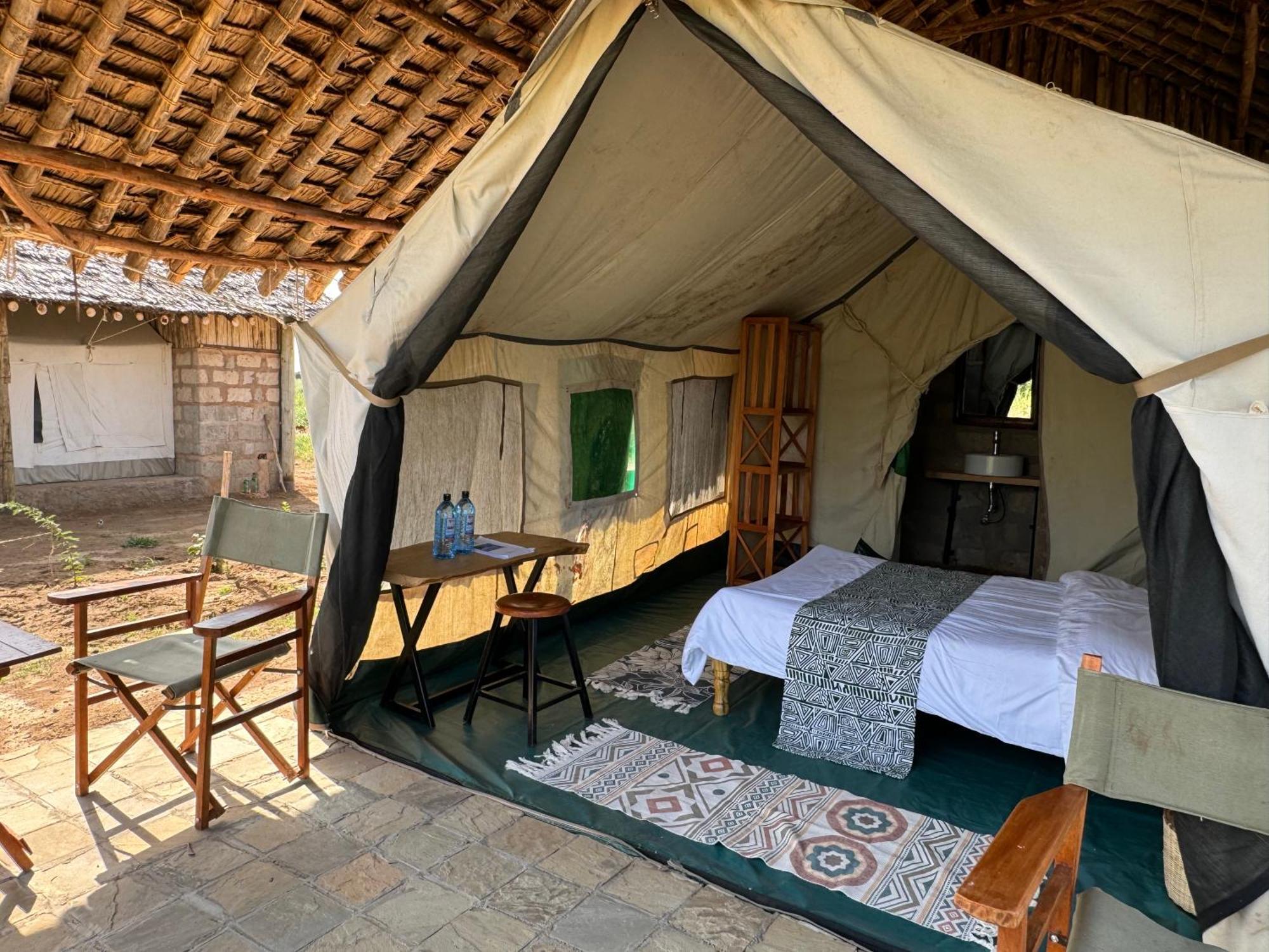 Amboseli Discovery Camp Bagian luar foto
